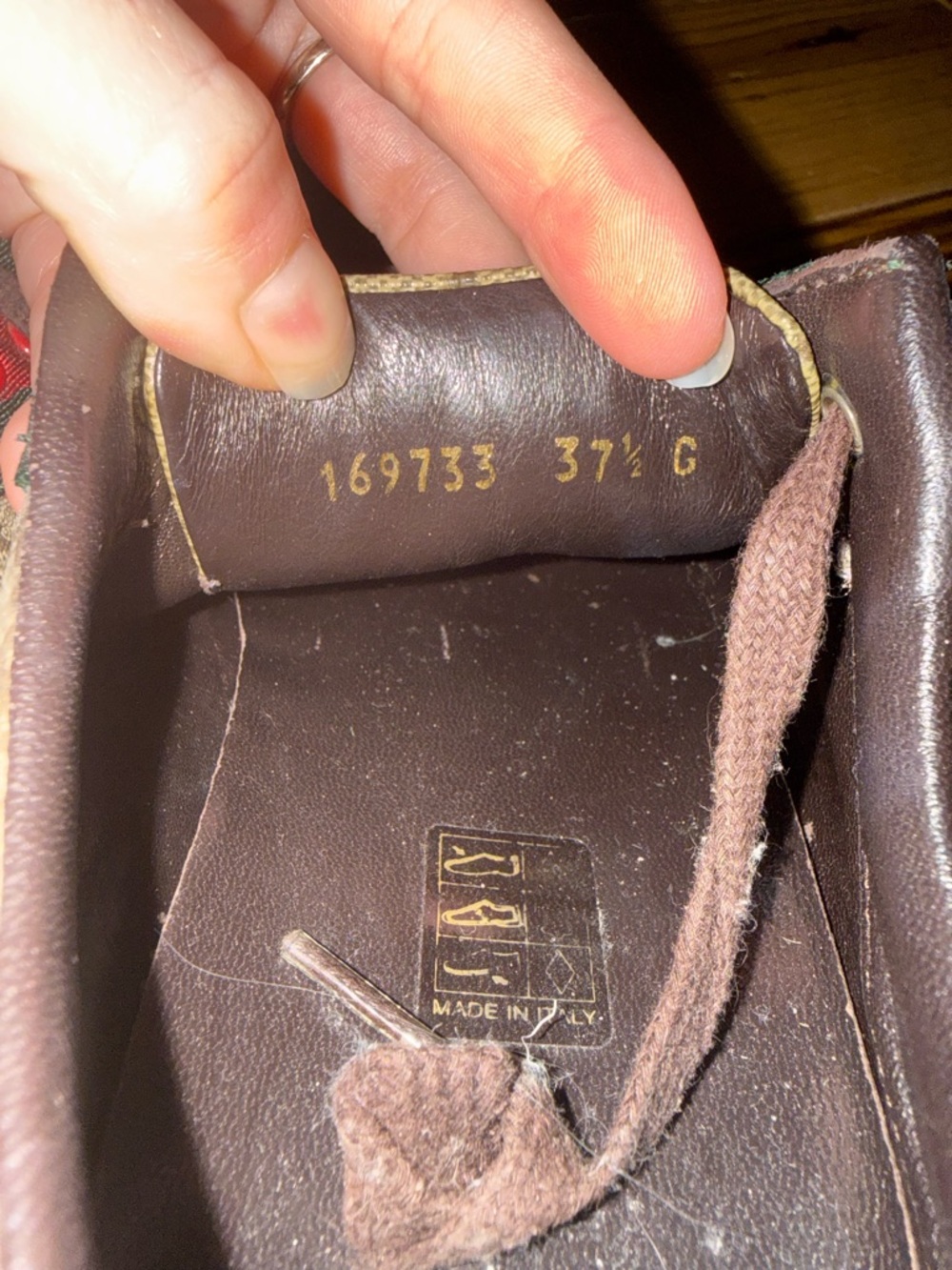 Gucci Beige Monogram Sneakers with Red and Green Stripe - Picture 4 of 10